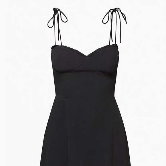 Aritzia Dress ✨ - Picture 2 of 6